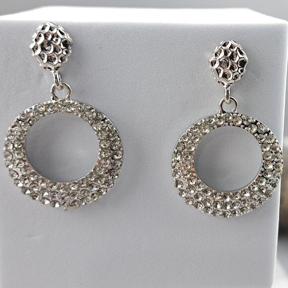 Silver Glimmer Circle Studs - Picture 1 of 4